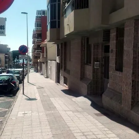 - Cerca De La Playa Apartamento *